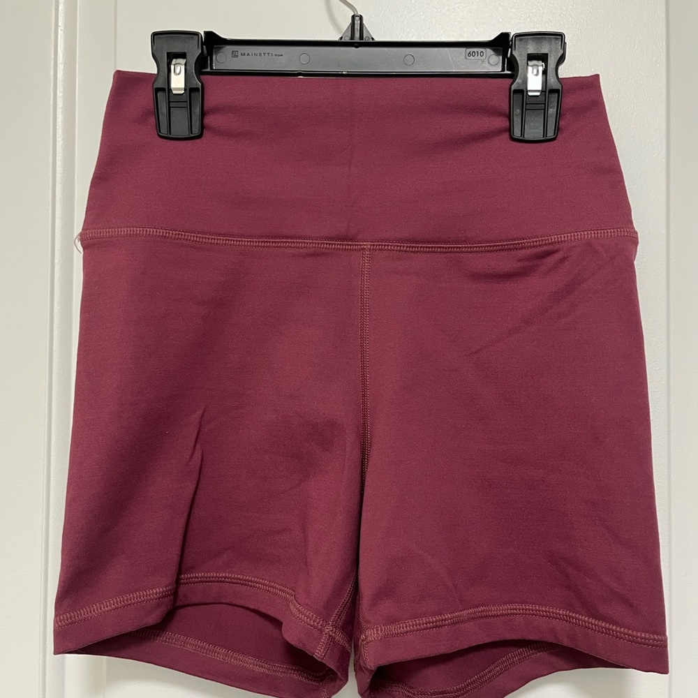 FLEO Women's Ascend Burgundy Workout Shorts